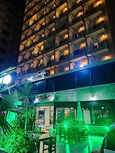  Legend Hotel
